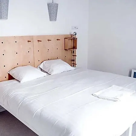 Ecla Paris Apartmanhotel 3*