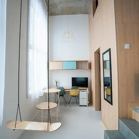 Ecla Paris